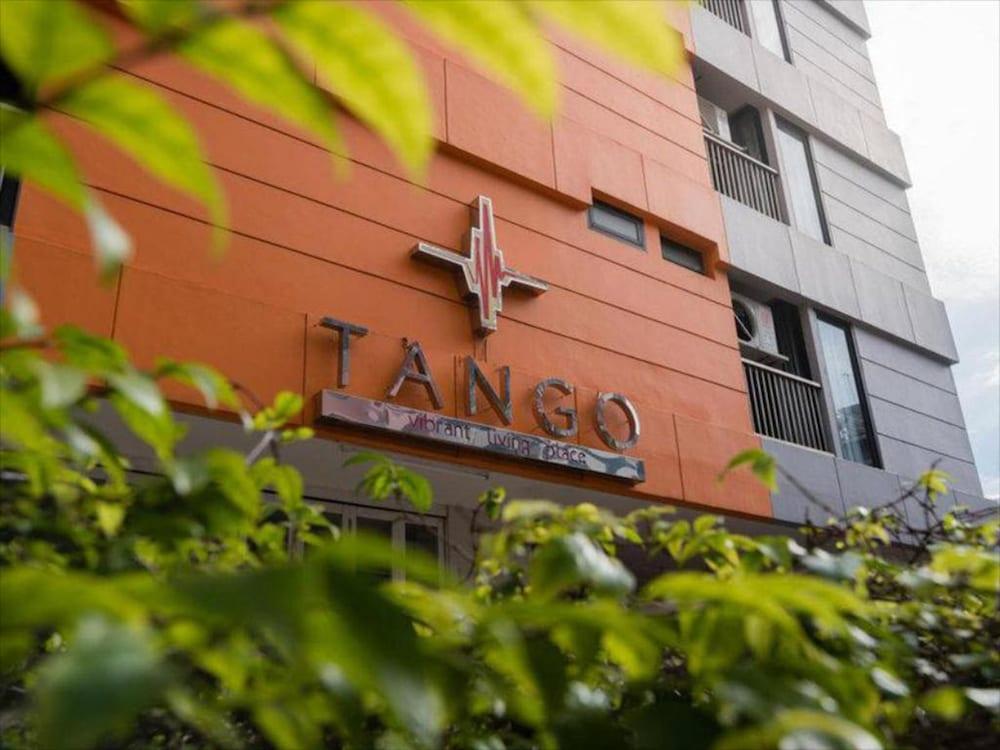 Tango Vibrant Living Hotel - Sha Extra Plus Bangkok Exteriér fotografie